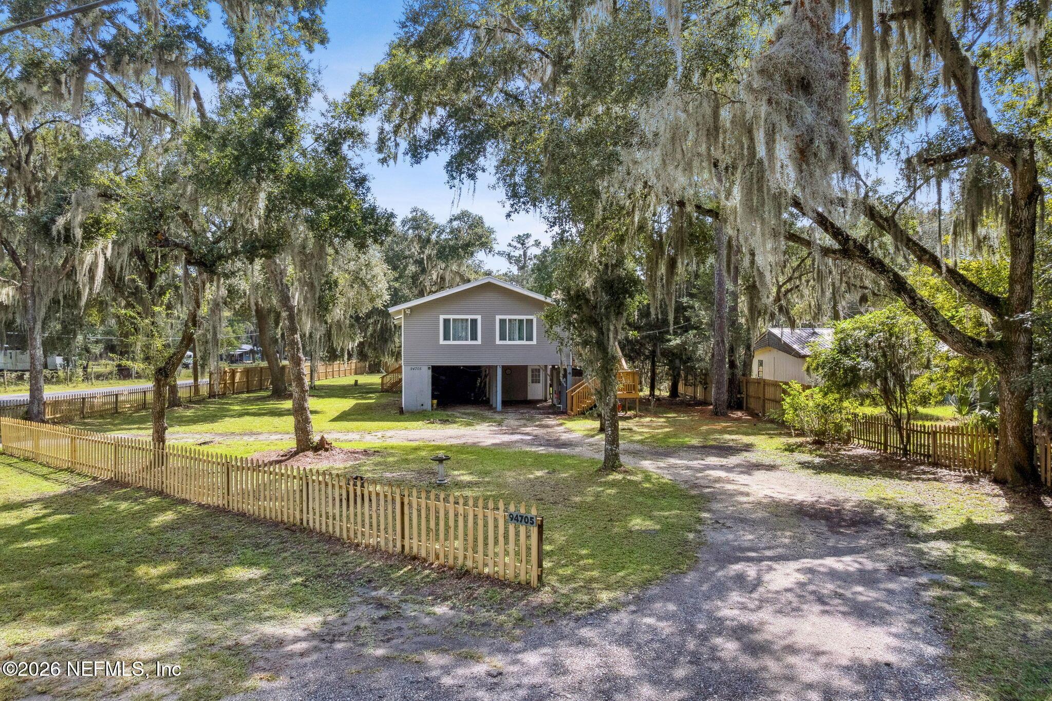 Image 1: Front of Home