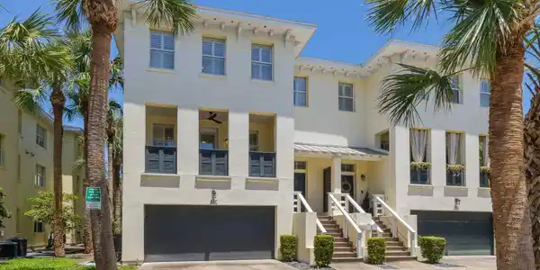 117 SEA GROVE Lane