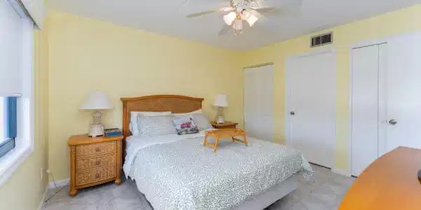 Image 3: bedroom1-resized