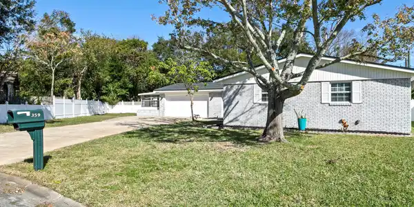 359 WILMETTE Circle