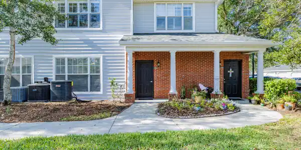 15101 HARBOUR VISTA Circle