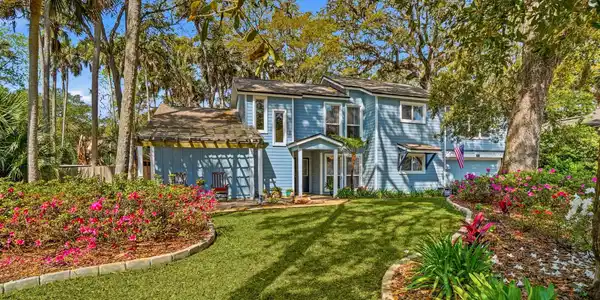 1810 SELVA GRANDE Drive