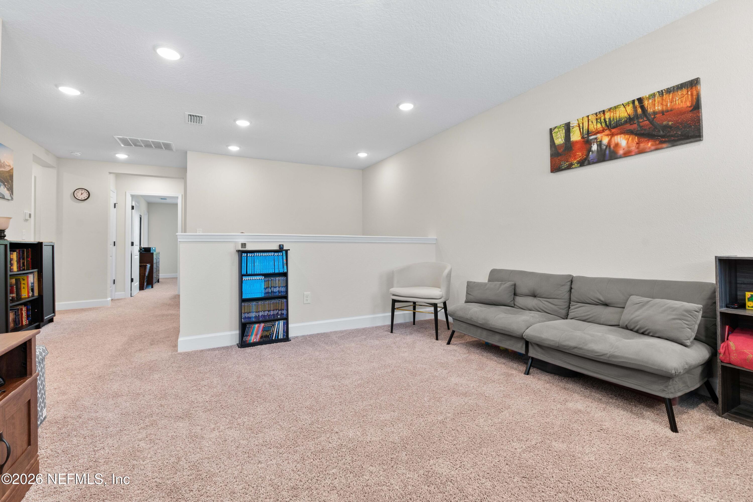 Image 4: 95402 Woodbridge Pkwy-24