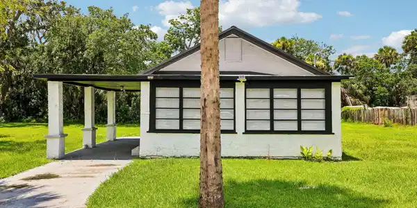 134 KNIGHT Place