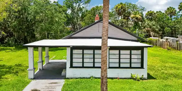 Image 3: 4-web-or-mls-Knight Pl-S0907-004