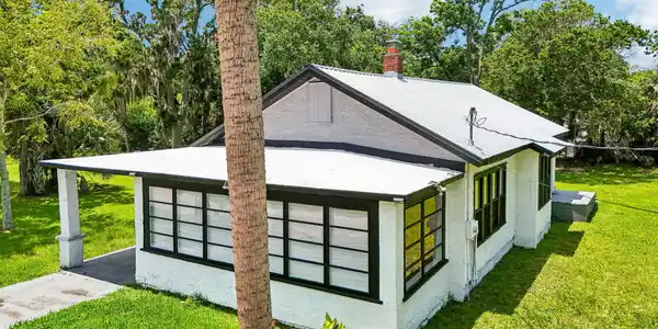 Image 4: 5-web-or-mls-Knight Pl-S0907-005