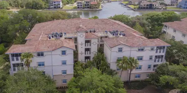 35 RIVERVIEW BEND S