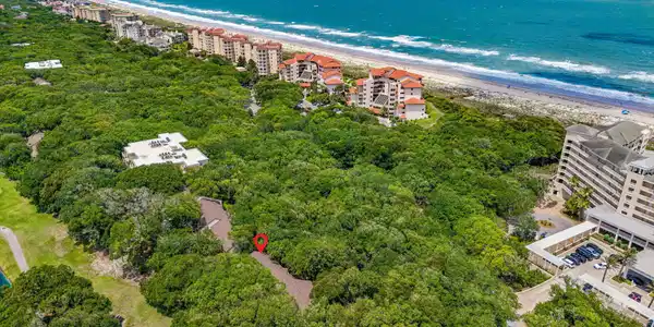 2004 BEACH WOOD Road