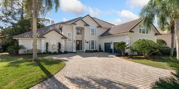 207 MARSHSIDE Drive