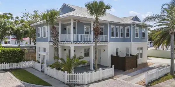 2912 ABACO Lane