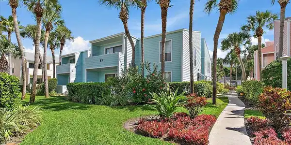 Image 2: 02-Unit Exterior