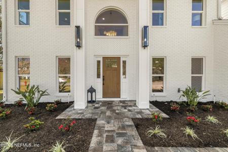 806 CHERRY Street