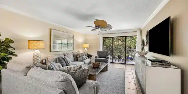 Image 4: 3-web-or-mls-11_2117 Beachwood Rd