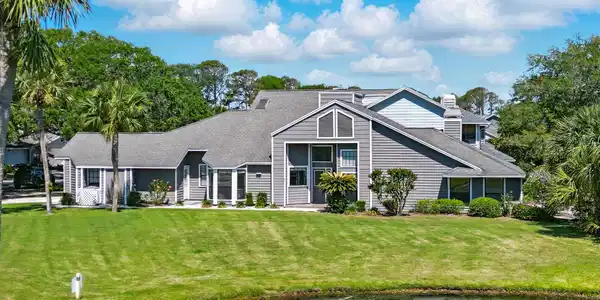 101 WILLOW POND Lane