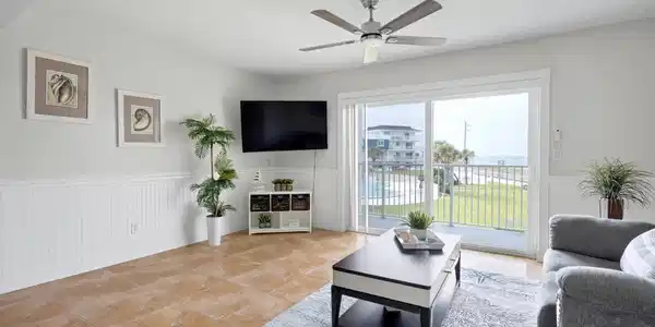 Image 4: 3510 S Ocean Shore Blvd unit 203