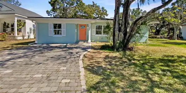 66 COQUINA Avenue