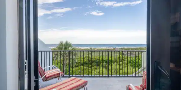Image 3: Master Bedroom Balcony