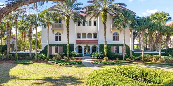 5025 1ST COAST Highway