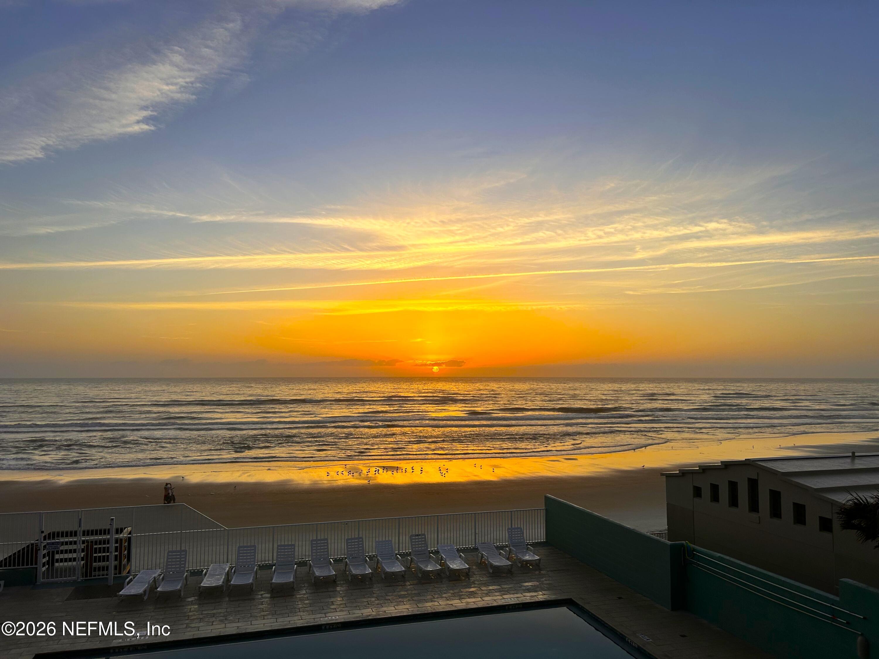 Image 4: Sunrise IMG_1236