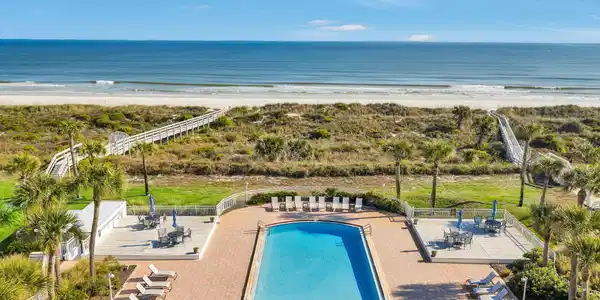 Image 3: 65-web-or-mls-6170 A1A S, Unit 101__065