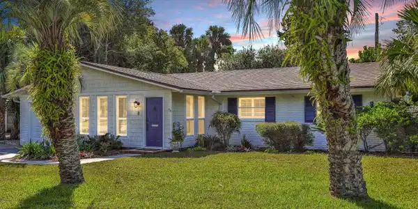 8 AVISTA Circle