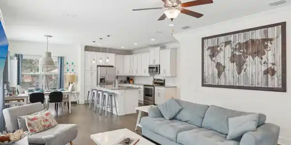 Image 4: furnished-townhome-jax-beach.jpg
