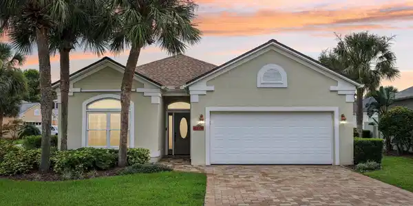 135 CEDAR RIDGE Circle