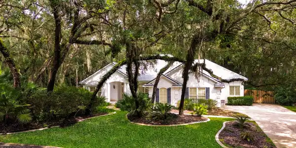 132 ISLAND HAMMOCK Way