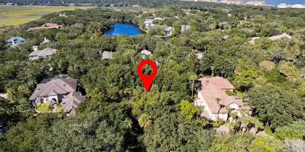 Image 2: 7-web-or-mls-Juniper Ct (10 of 24)