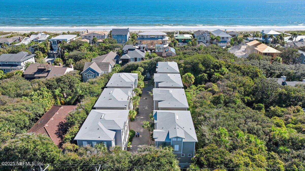 Image 4: 04-Aerial to the Beach