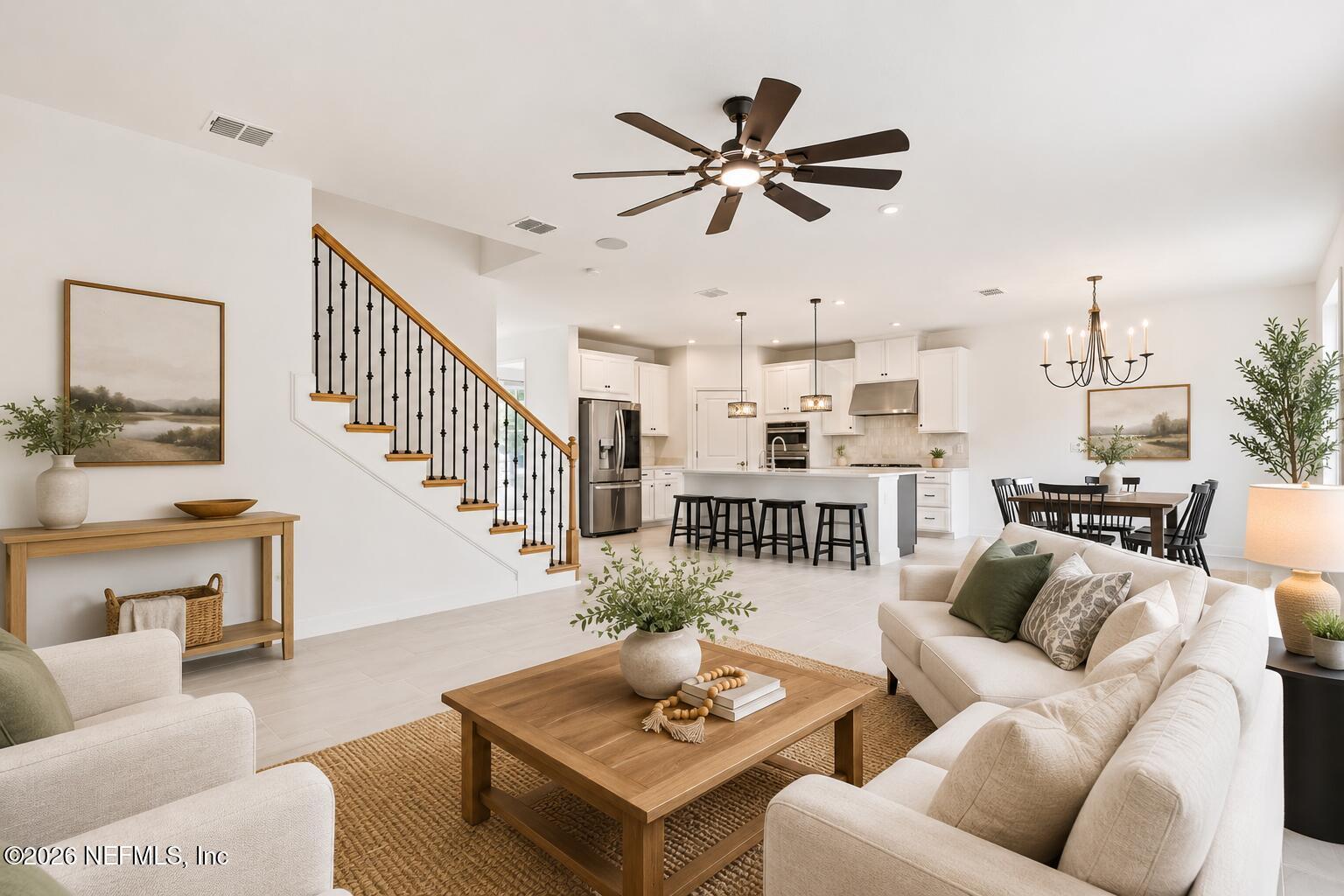 Image 4: family room