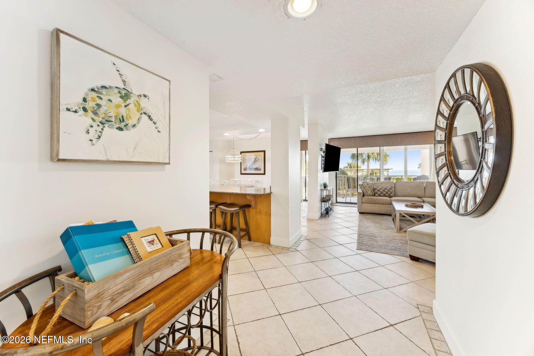Image 2: 1-web-or-mls-24_1342 Shipwatch Cir