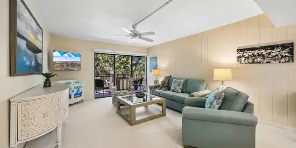Image 3: 5-web-or-mls-2111 Beachwood Rd (26 of 55
