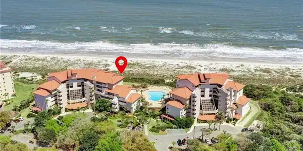 283 & 284 SANDCASTLES Court