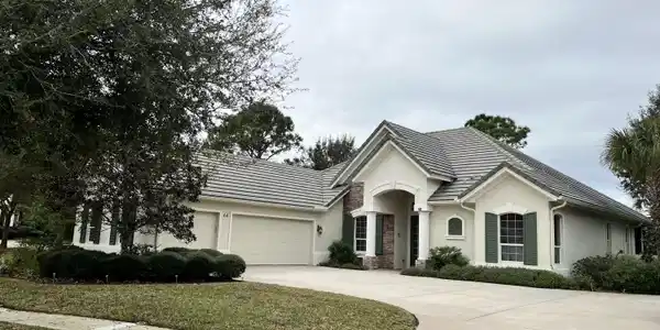 64 N PARK Circle