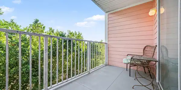 Image 3: 11-web-or-mls-008_file_9603