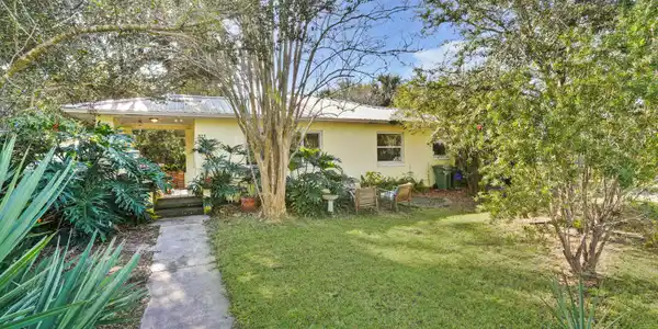 323 ARPIEKA Avenue