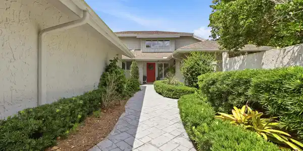 74 VILLAGE WALK Lane