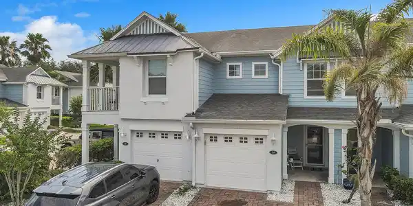 35 ISLANDER CIR