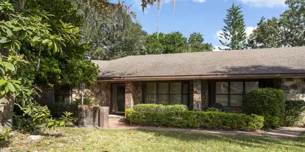 213 WOODLAND Avenue