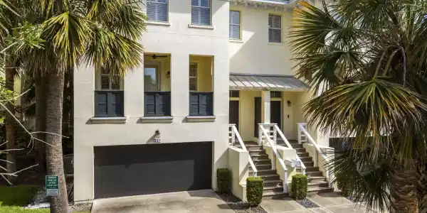 117 SEA GROVE Lane
