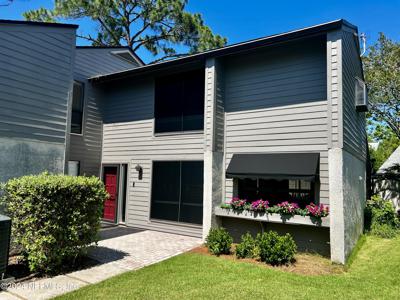 2432 NORMANDY Court