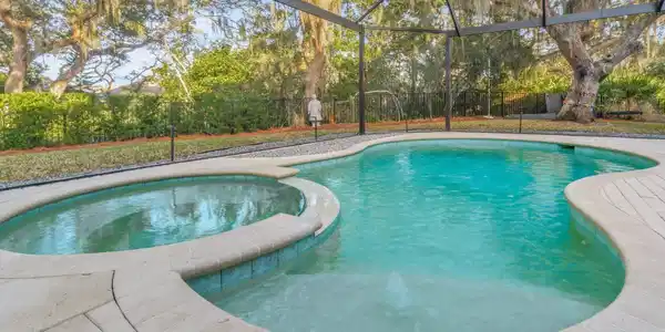 Image 2: 473 Ocean Forest Dr 02