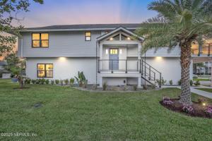 202 30TH AVE S