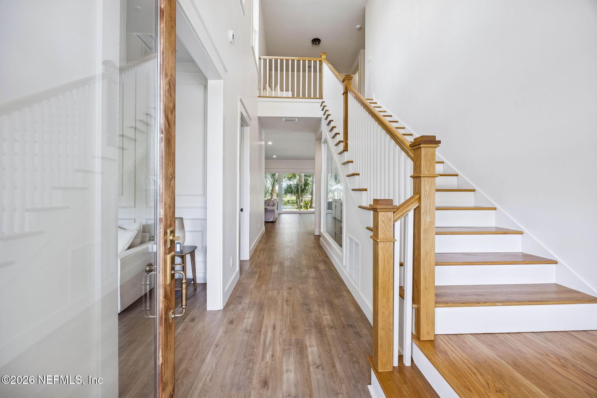 Image 2: Gorgeous Hardwood Staircase