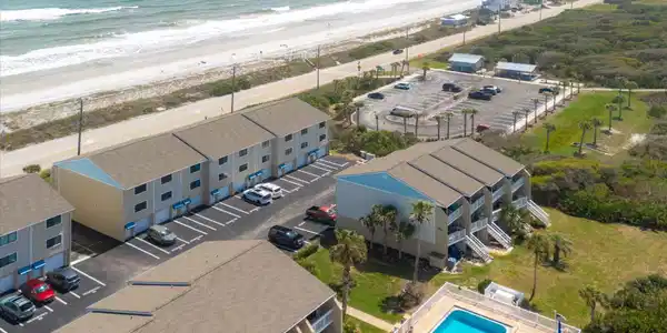 Image 2: 61-3385 Coastal Hwy - Unit 2-61