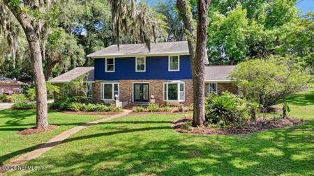 7242 TRAILS END