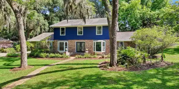 7242 TRAILS END