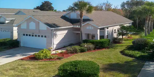 277 SEA WOODS Drive N