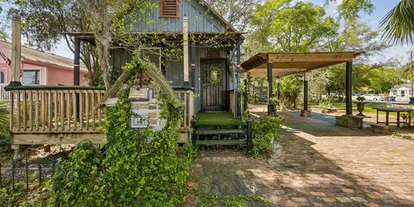 Image 2: 4-web-or-mls-1008 Beech St (4 of 74)